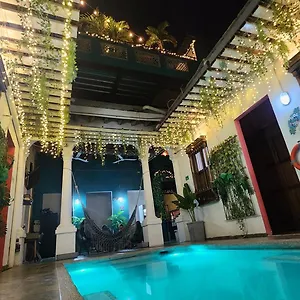  Hostel Baboon Kolumbien